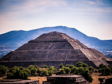 Teotihuacan & Basilica of Guadalupe